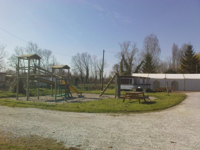 Photo Campingplatz Aire sur la lys La petite forêt