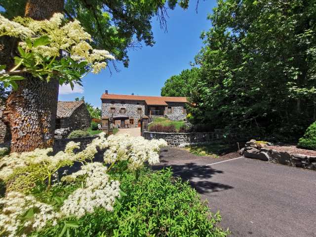 Photo Gästezimmer Saint privat d'allier Le clos des pierres rouges