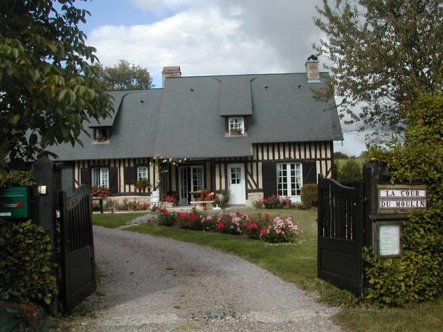 Photo Gästezimmer Pierrefitte en auge La cour du moulin