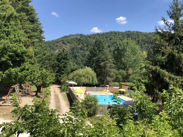 Photo Campingplatz Colombier le vieux Les berges du doux
