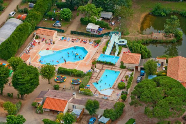 Camping le ragis***