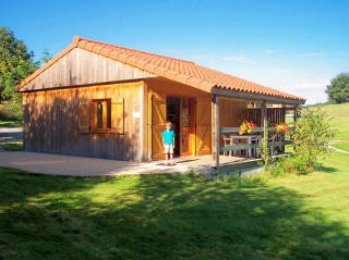 Gites en bois  la ferme avec pisci ... 