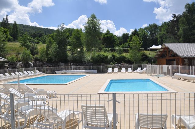Camping la pierre de l'aigle
