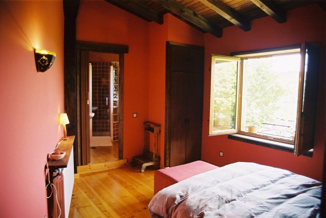 Photo Gstezimmer Santa cruz de los cuerragos,zamora Centro de turismo rural santa cruz